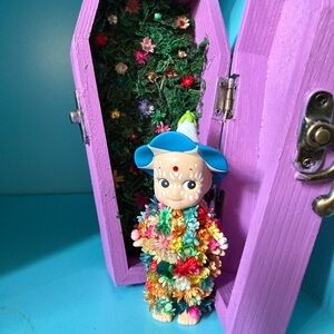 🌸💀 Custom May Queen Midsommar Sonny Angel + Coffin Display